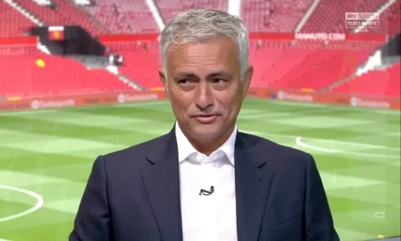 Μουρίνιο: «Η Σίτι Β' θα διεκδικούσε την Premier League!»