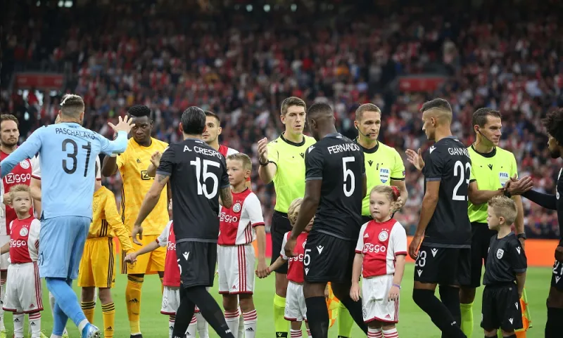 Γκάφα... Champions League: Έβριζαν τον λάθος Πόουσον και η εταιρία του εξέδωσε ανακοίνωση (pic)
