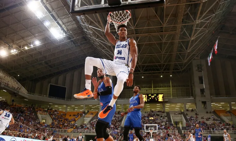 Eλλάδα - Ιταλία 83-63: «Αγριεμένοι» Εθνική και «Greek Freak»!