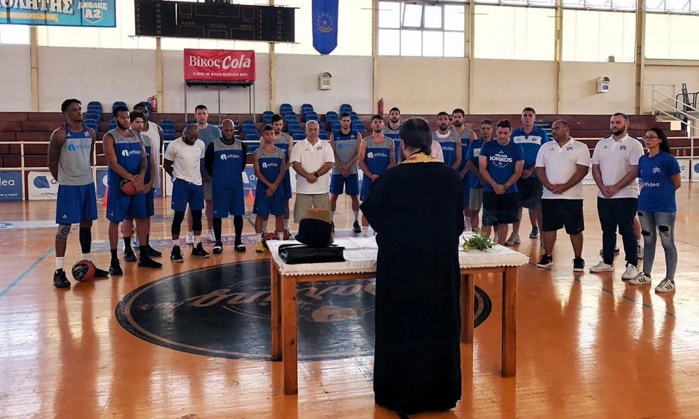Ιωνικός Νίκαιας: Εργομετρικά και αγιασμός