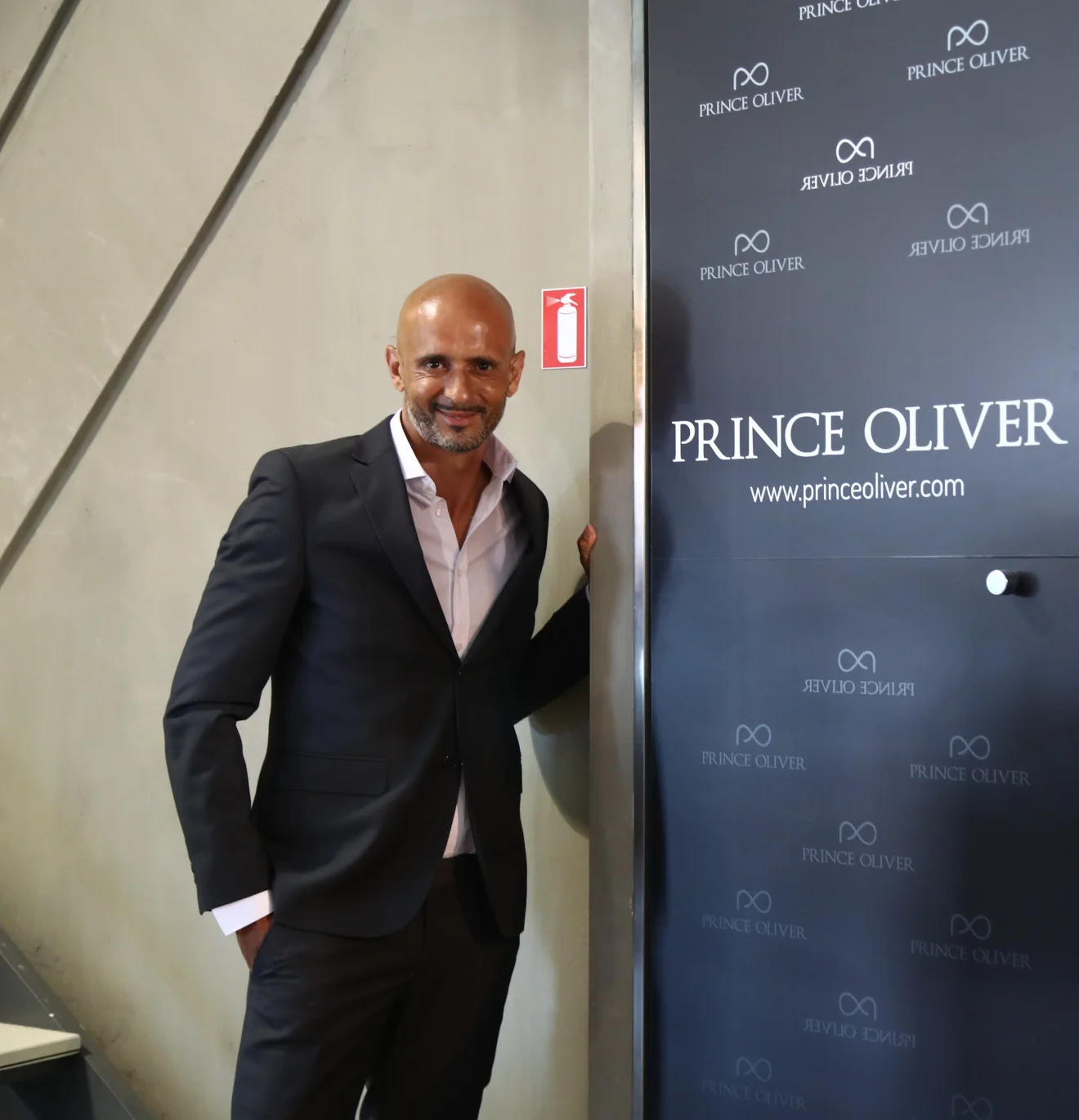 Ο Καρντόσο η Prince Oliver και η όγδοη εντολή του στιλ