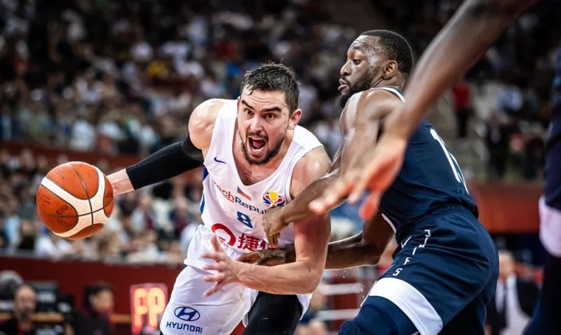 Τσεχία - ΗΠΑ 67-88: Πρεμιέρα στο... χαλαρό