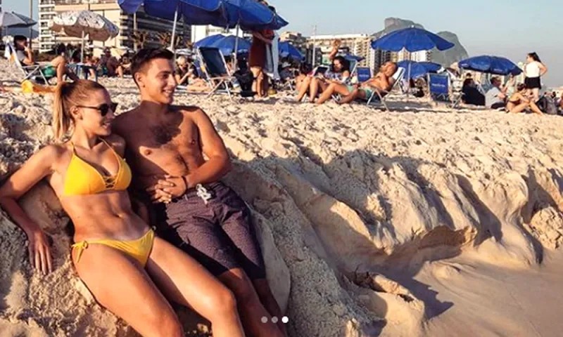 Κορακάκη: Στη Βραζιλία με το μαγιό της (pics)