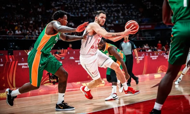 Ακτή Ελεφαντοστού-Πολωνία 63-80: Σαν... σίφουνας!