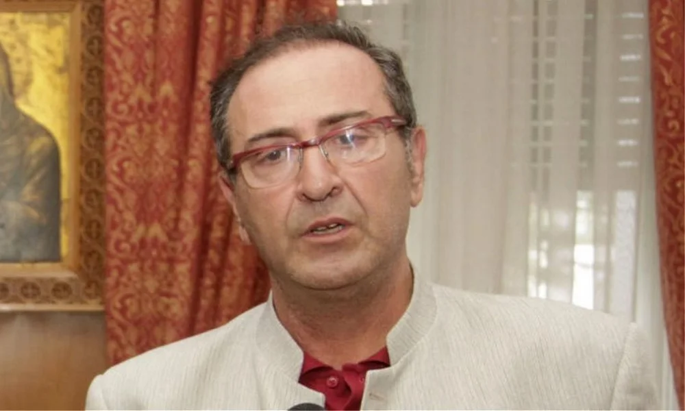 Γιάνναρος: Μετά το «πίθηκος» σε μετανάστη ήρθε η διαγραφή