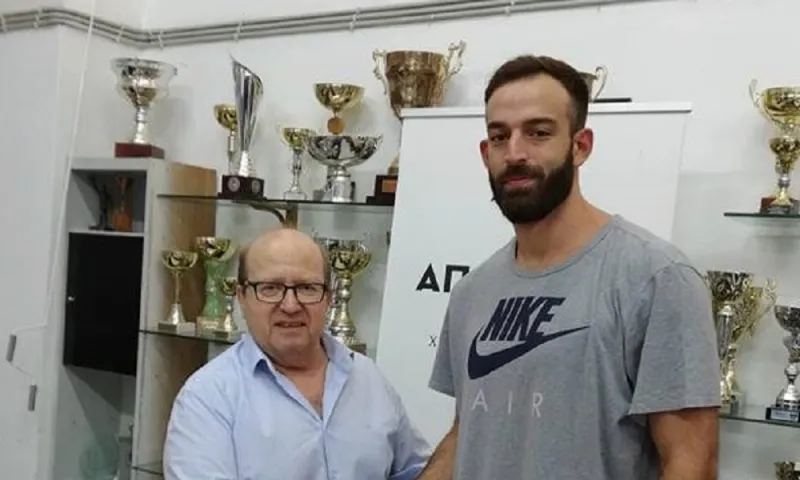 Ανακοίνωσε Κούτρα ο Απόλλων Πάτρας (pic)