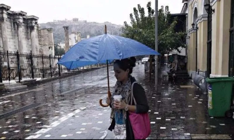 Καιρός: Πτώση της θερμοκρασίας με βροχές