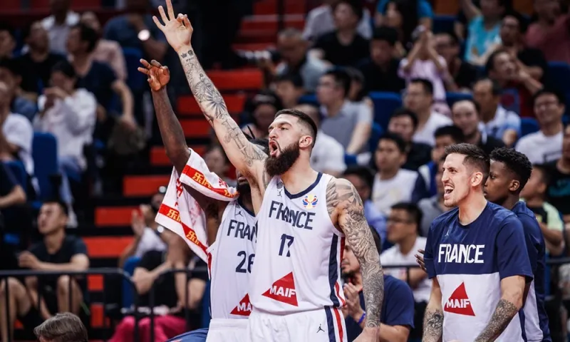 Γαλλία-Λιθουανία 78-75: Αγχώθηκαν αλλά είναι στους «8»