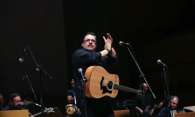 Μαχαιρίτσας: Ο πολιτικός κόσμος τον αποχαιρετά