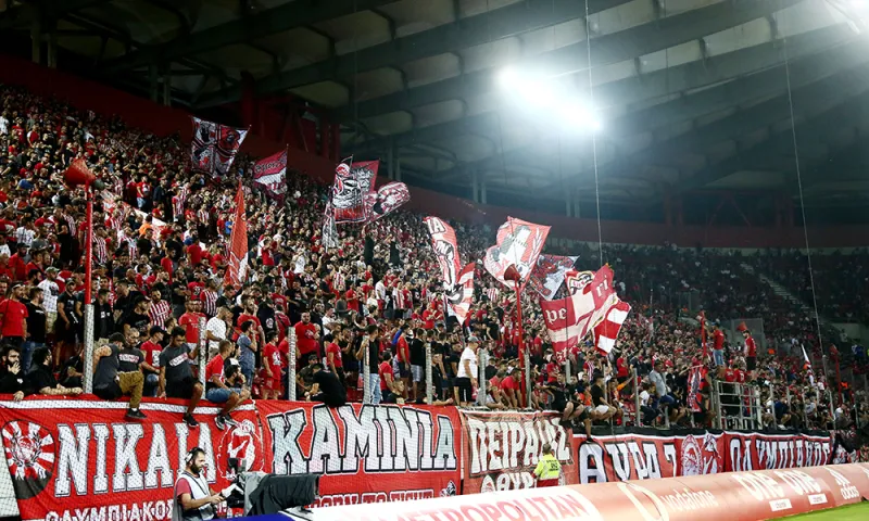 Ολυμπιακός: Ο κόσμος περιμένει... Παναθηναϊκό!