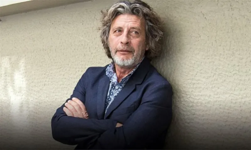 Τάκης Σπυριδάκης: Τα δύσκολα παιδικά χρόνια