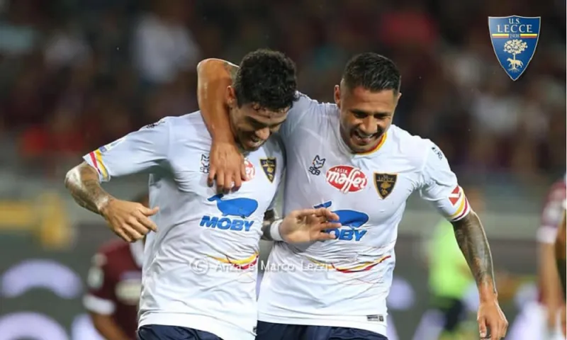 Serie A: «Διπλό» και πρώτη νίκη η Λέτσε (vid)