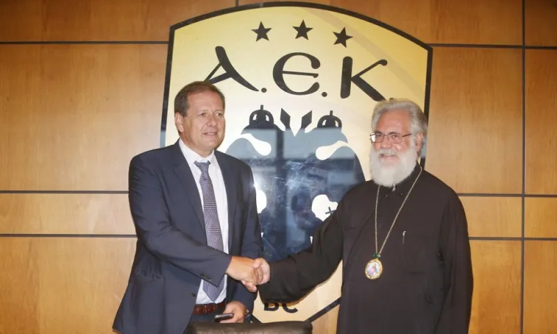 ΑΕΚ: Συνάντηση Αγγελόπουλου με τον Μητροπολίτη Αθηναγόρα