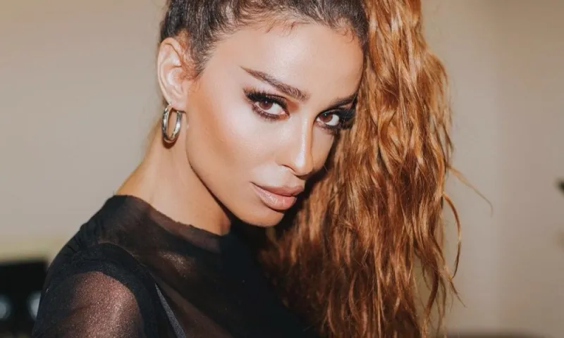Eurovision: Ποια μεγάλη χώρα έκανε πρόταση στην Ελένη Φουρέιρα για το 2020;