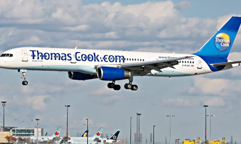 Thomas Cook: Σοβαρό πλήγμα για τον τουρισμό στην Ελλάδα - «Στον αέρα» 50.000 τουρίστες και επιχειρήσεις