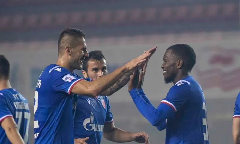 Βόζντοβατς - Ερυθρός Αστέρας 1-3: Ξανά στην κορυφή! (vid)