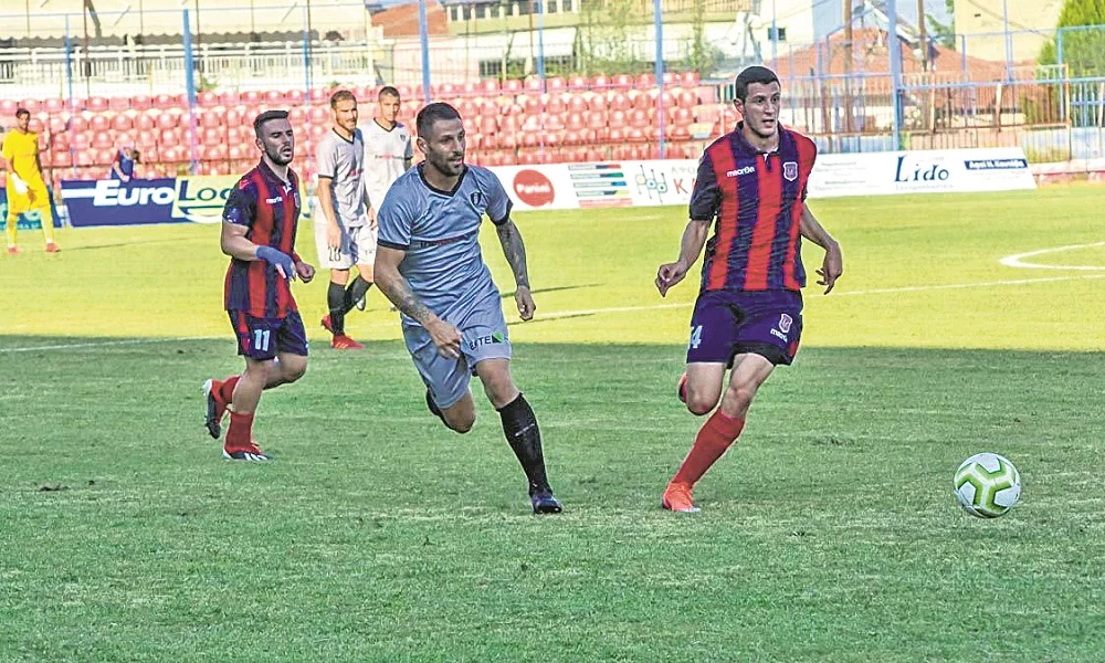 Football League: Αρχίζει το ματς