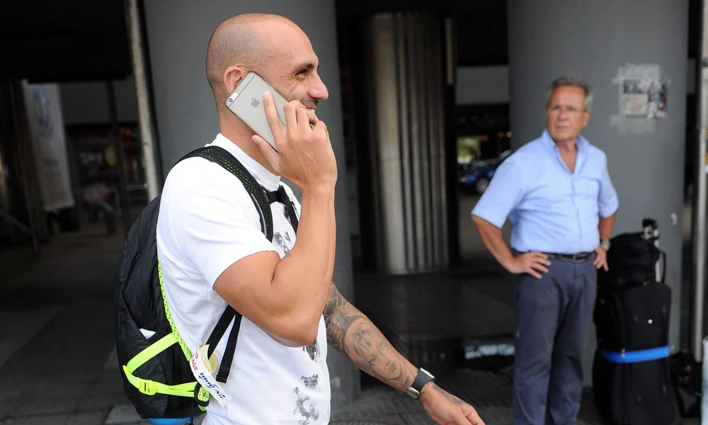 «Τρεις ύποπτοι Έλληνες για το σκάνδαλο Ραούλ Μπράβο» (vid)