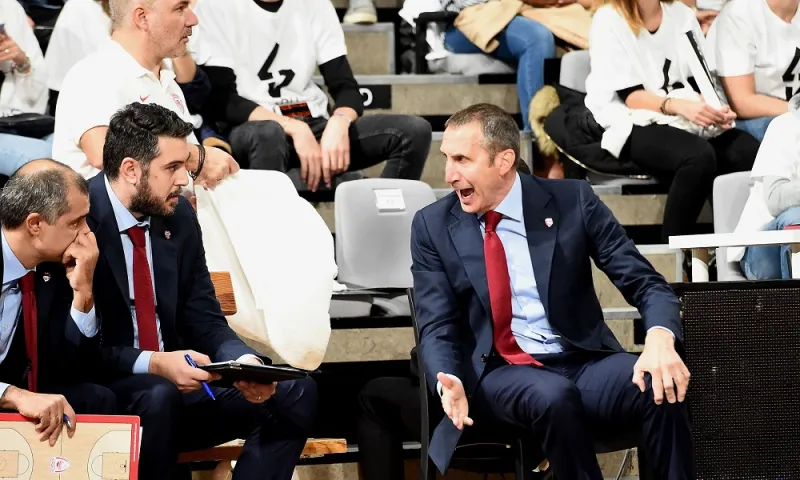 Μπλατ: «Είναι λάθος να ψάξουμε για δικαιολογίες»