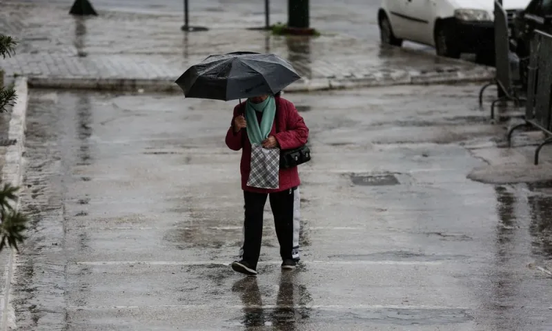 Καιρός: Ισχυρές βροχές με πτώση της θερμοκρασίας