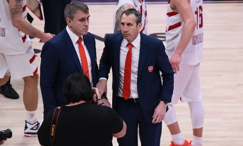Ολυμπιακός: Σοκαρισμένος ο Κεμζούρα με την αποχώρηση Μπλατ