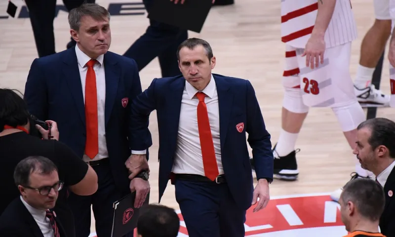 Ολυμπιακός : Αήττητος με... υπηρεσιακούς προπονητές!