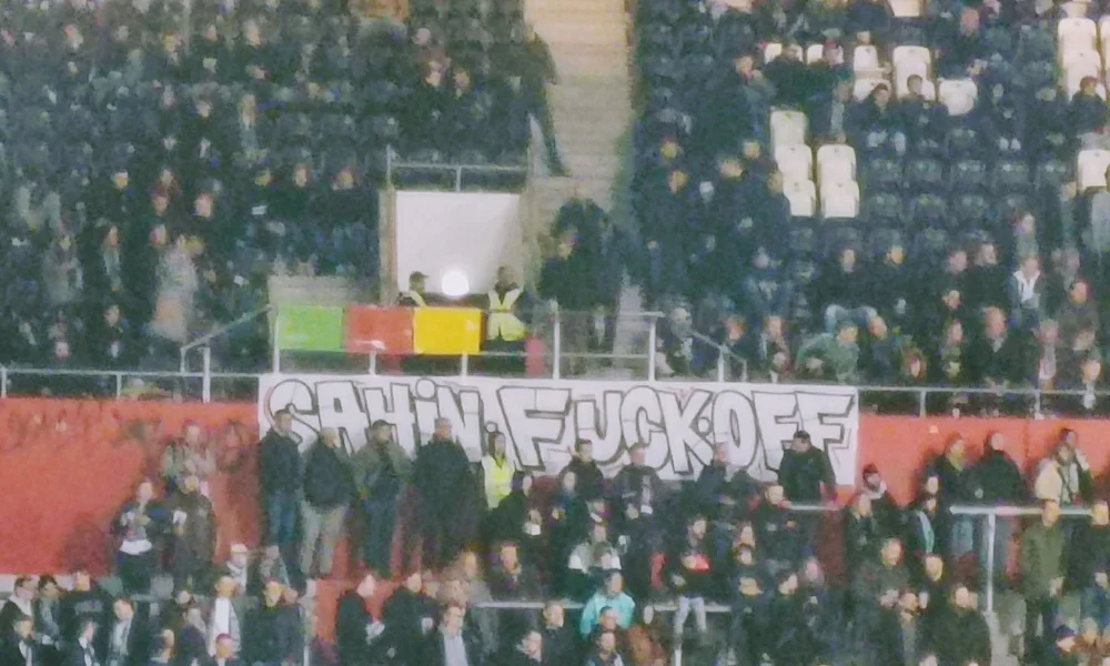 Οπαδοί Ζανκτ Πάουλι: Ζήτησαν να φύγει ο Σαχίν μετά το μήνυμα στήριξης προς την Τουρκία