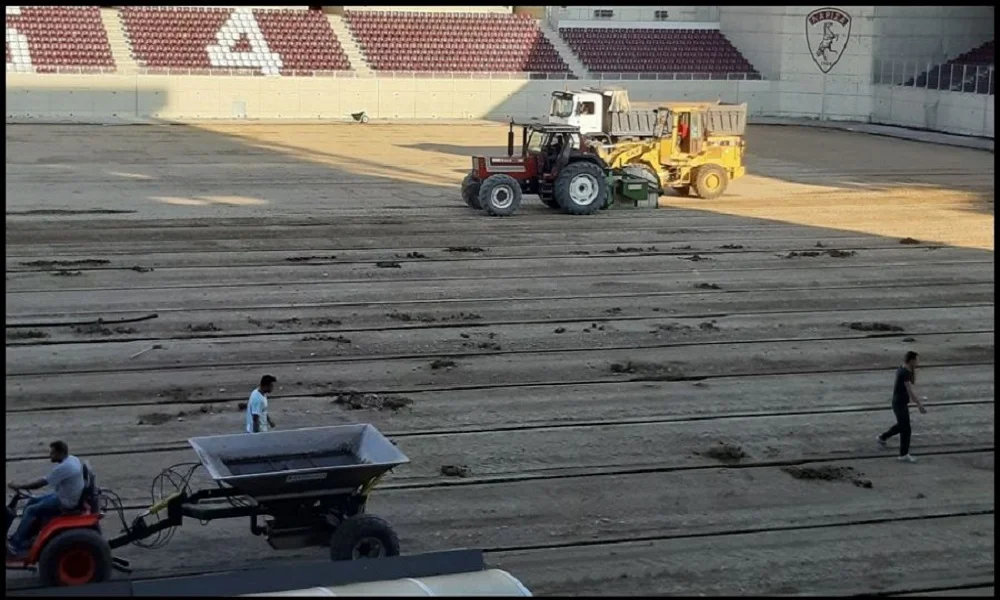 Το AEL FC ARENA μετατρέπεται σε... γήπεδο (pics)