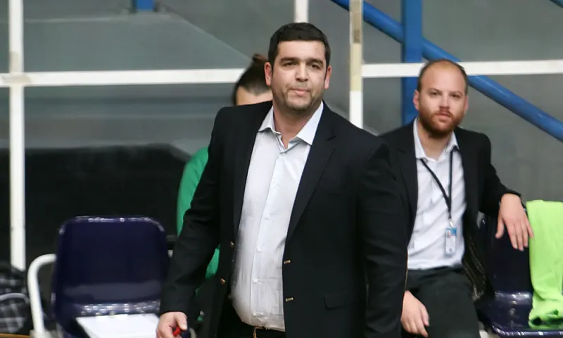 ΠΑΟΚ - βόλεϊ: Ανακοίνωσε Δεληκώστα στον πάγκο