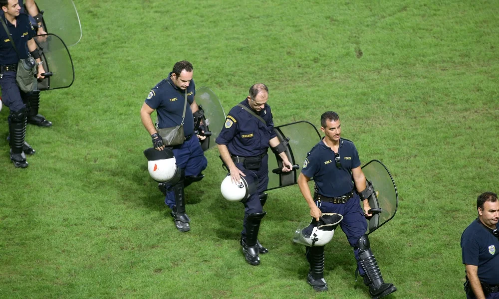 Ντου της αστυνομίας σε συνδέσμους ΠΑΟΚ και Άρη!