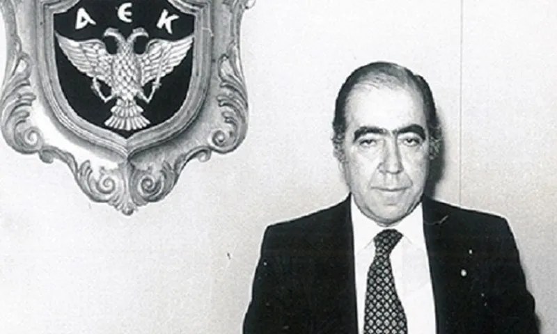 ΑΕΚ: Στο μνήμα του Λουκά Μπάρλου, η «κιτρινόμαυρη» οικογένεια (pic)