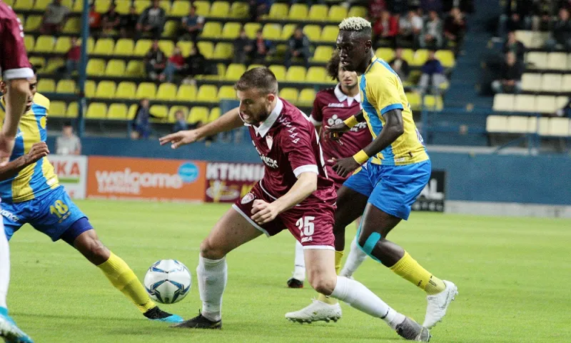 Παναιτωλικός - ΑΕΛ 1-1 στο ημίχρονο: Δείτε τα γκολ (vids)