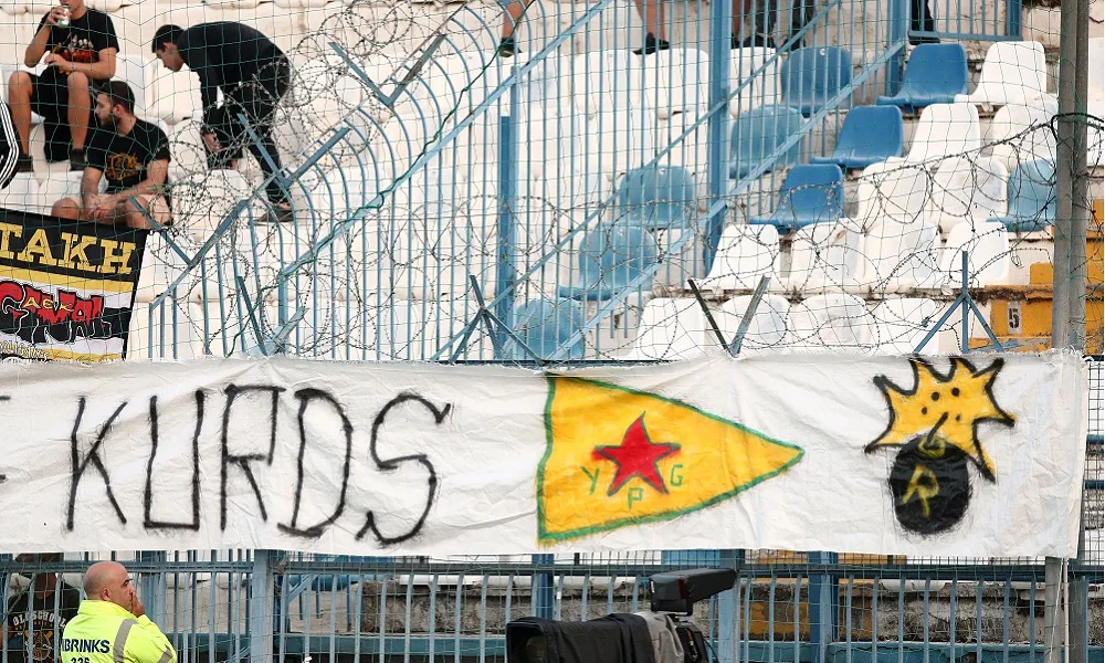 Πανό ΑΕΚτζήδων για Χίτλερ και Κεμάλ (pic)