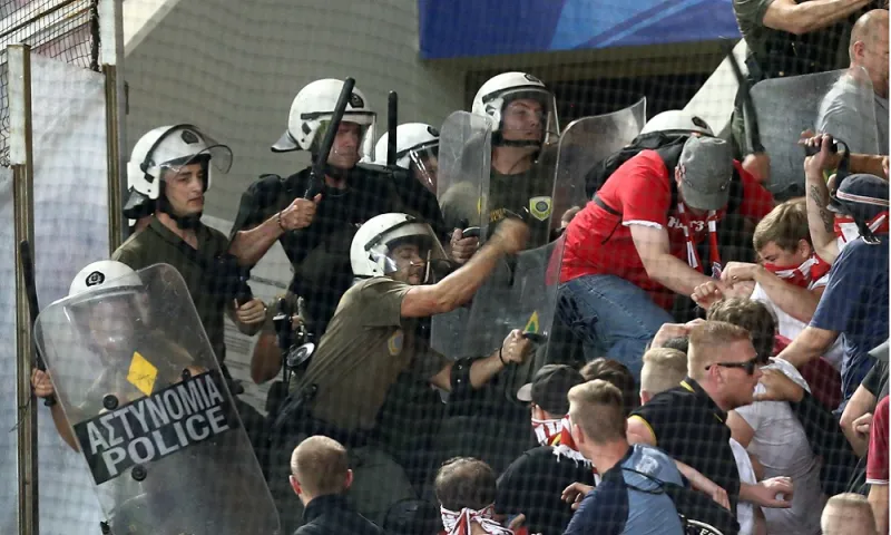 Ολυμπιακός – Μπάγερν: Τα επεισόδια του 2015 (vid)