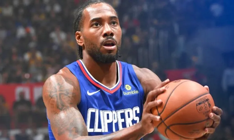 NBA: «Καθάρισαν» Λέοναρντ και Ράπτορς (vids)