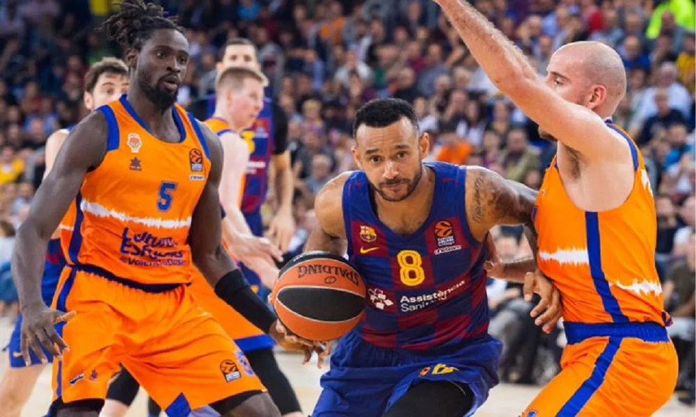 Μπαρτσελόνα- Βαλένθια 83-77: Αήττητη στην κορυφή
