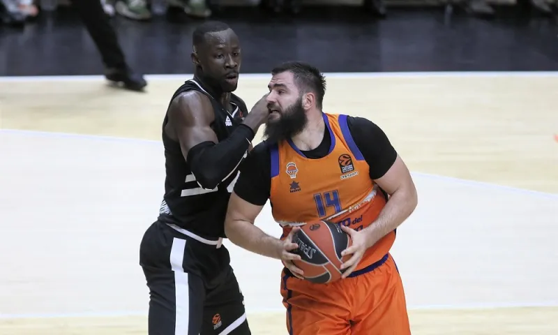 Βαλένθια - Βιλερμπάν 81-72: Έσπασε το ρόδι (vid)