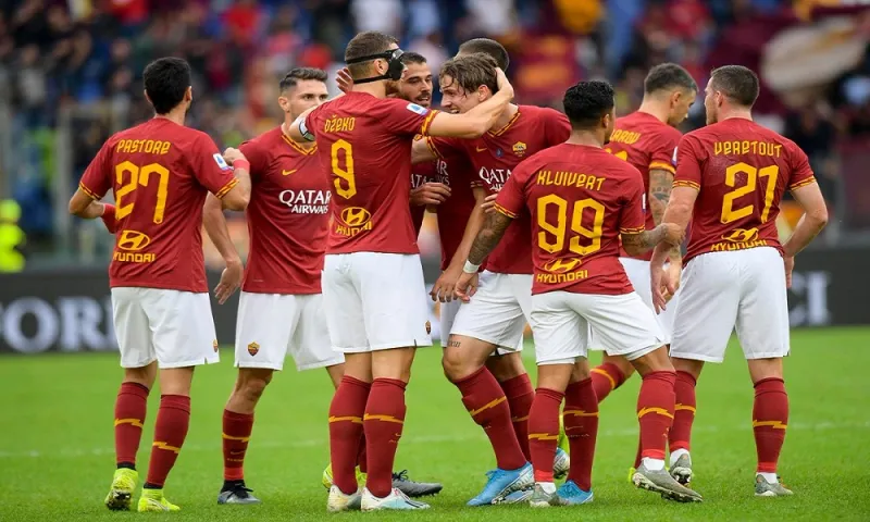 Καλπάζει η Ρόμα, 2-1 τη Νάπολι (vid)