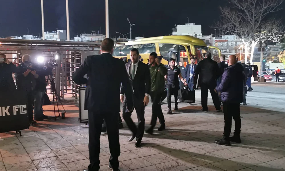 ΠΑΟΚ - Παναθηναϊκός: Ήρεμη η άφιξη των «πρασίνων» (vids)