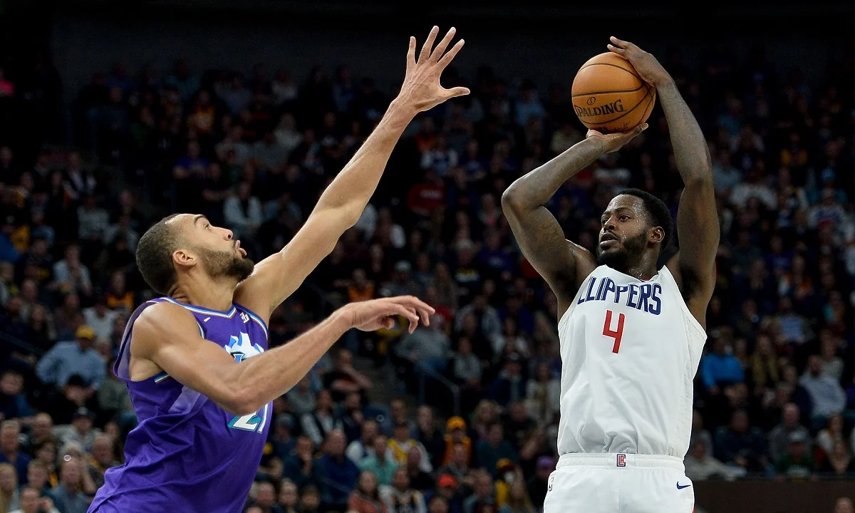 NBA: «Καθάρισαν» οι Κλίπερς, όργια ξανά από τον Ντόντσιτς (vids)