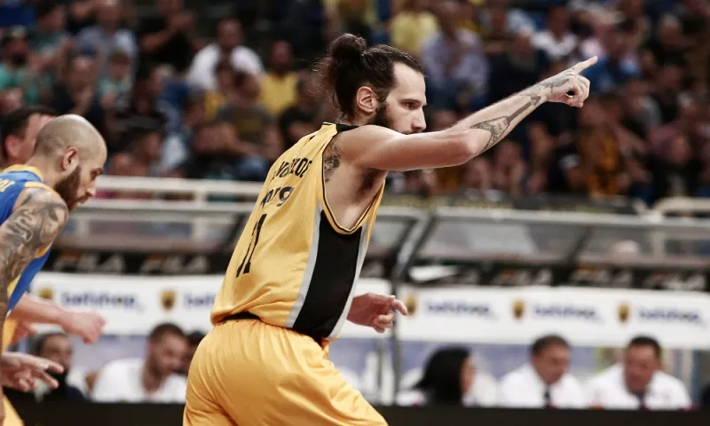 Γιαννόπουλος: Τα... όργια κόντρα στον Πανιώνιο (vid)