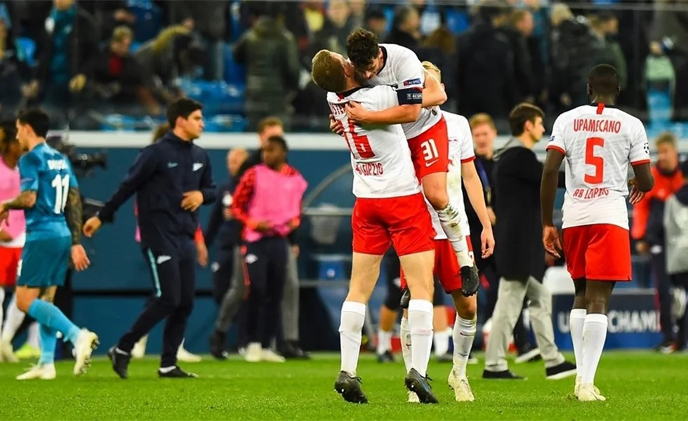 Champions League: Έκπληξη η Σλάβια, προκρίνεται η Λειψία (vids)
