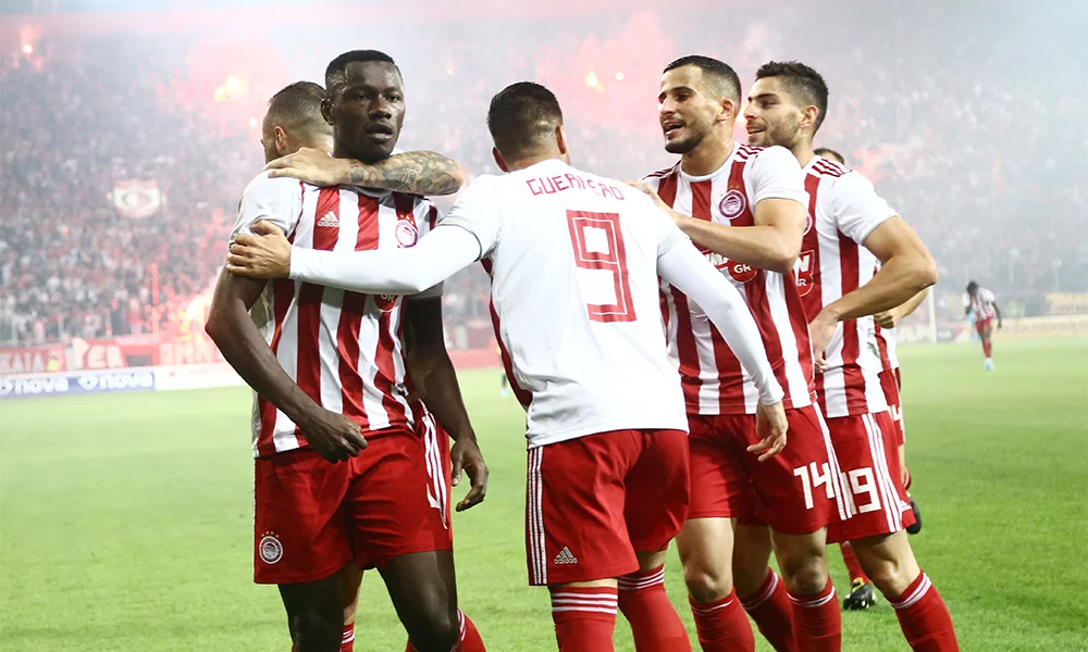 Μπάγερν - Ολυμπιακός: «Βλέπει» Γκερέρο ο Μαρτίνς