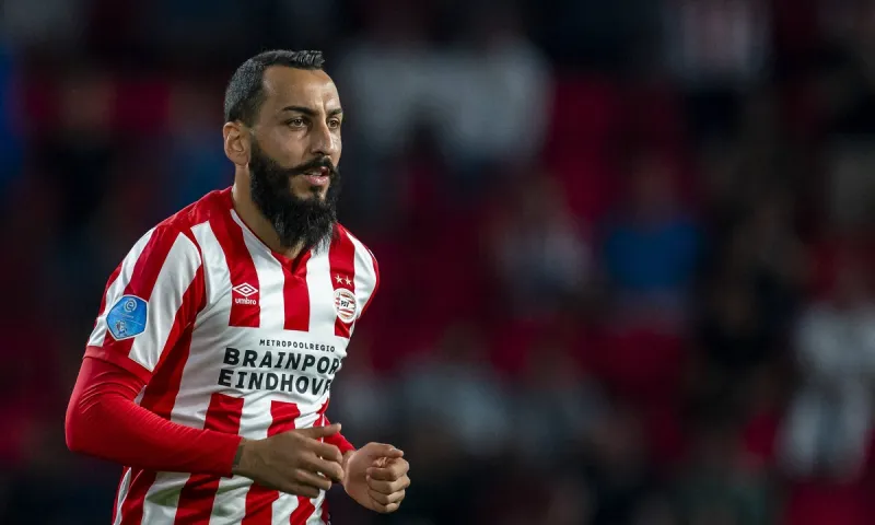 «Στραβώνει» ο Μήτρογλου και στην PSV