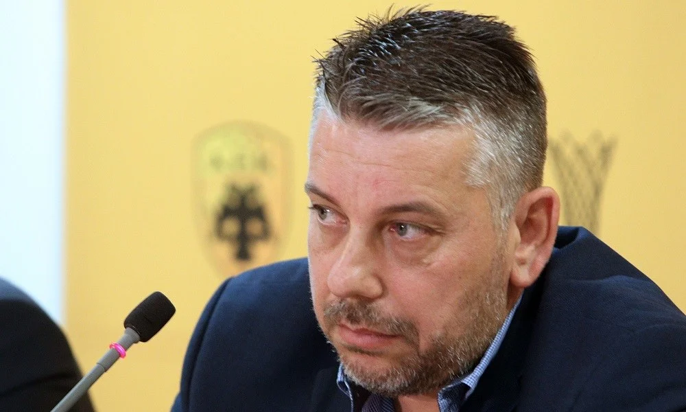 Παπαθεοδώρου: «Εμείς δεν διψάμε για αίμα, στηρίζουμε το υλικό μας»