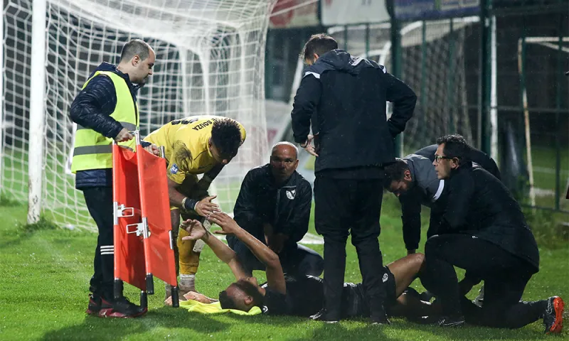 Ζαμπά: Αγωνία, έχει πειραχτεί ο χιαστός