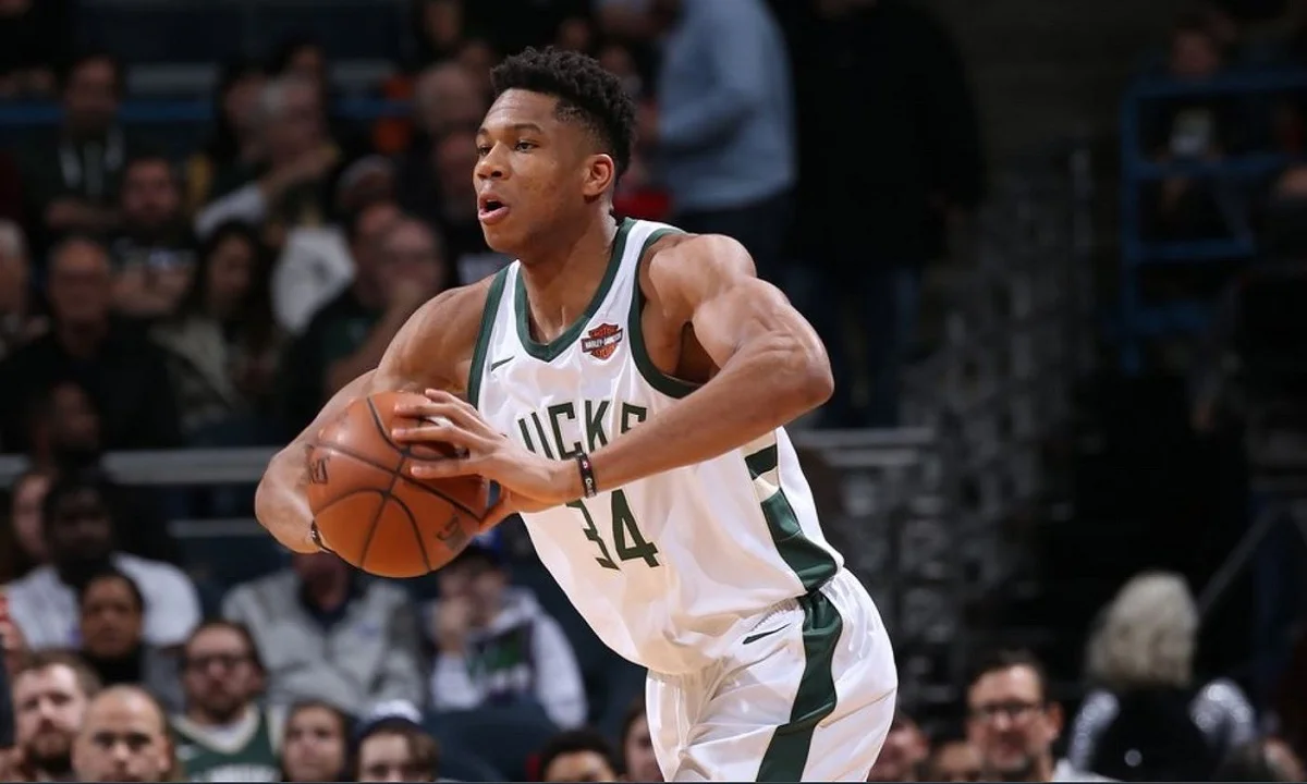 NBA Top-10: Στην κορυφή ο αδιανόητος Αντετοκούνμπο (vid)