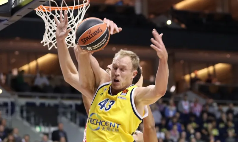 Άλμπα- Ερυθρός 92-80: Πήρε φόρα (vid)