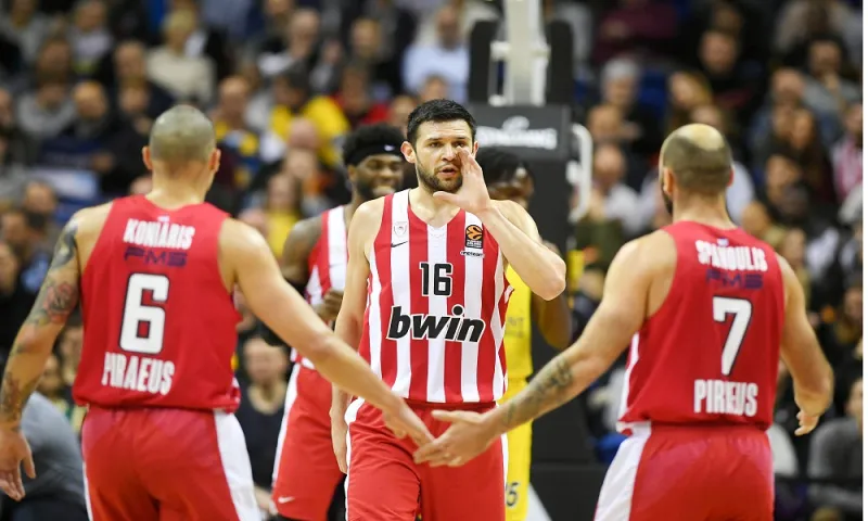 Άλμπα - Ολυμπιακός 80-99: Καταιγιστικός και πειστικός!
