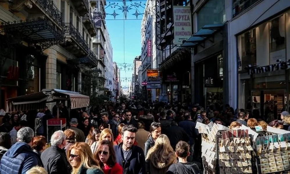 Εορταστικό ωράριο καταστημάτων: Ποιες Κυριακές θα είναι ανοιχτά